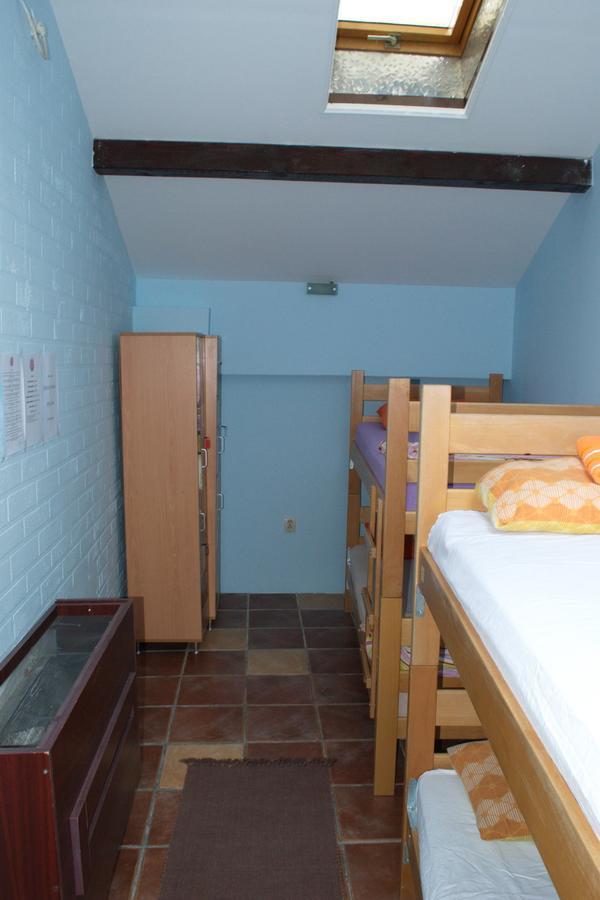 Hostel Bed N Beer Белград Экстерьер фото
